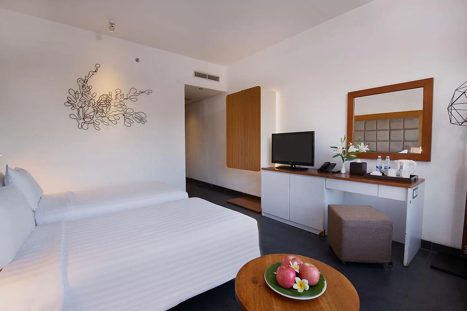 The 1O1 Bali Fontana Seminyak Hotel Legian